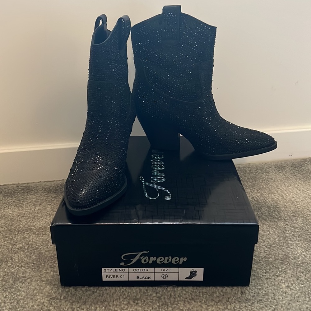 Forever Women Rhinestone Block Chunky Heel Ankle Book *NEVER WORN*